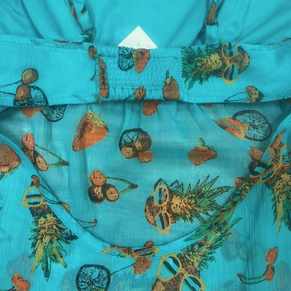 VOLCOM | Stephanie Cherry teal chiffon open back sleeveless top/blouse/tank - Picture 6 of 7